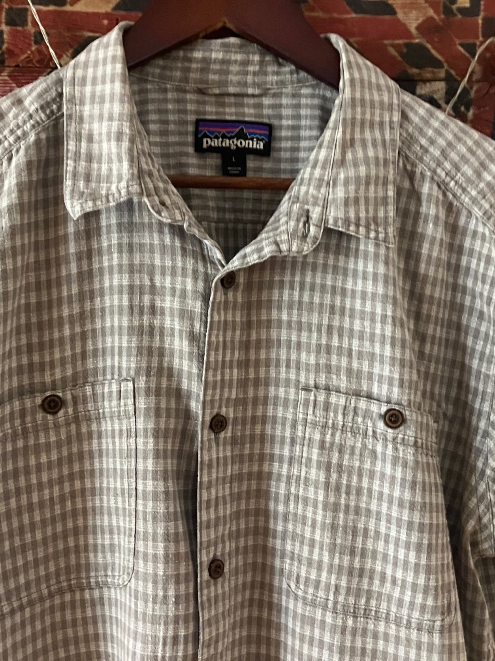 Men’s Patagonia Short Sleeve Button Down Shirt | Beige & Cream Check | Size L